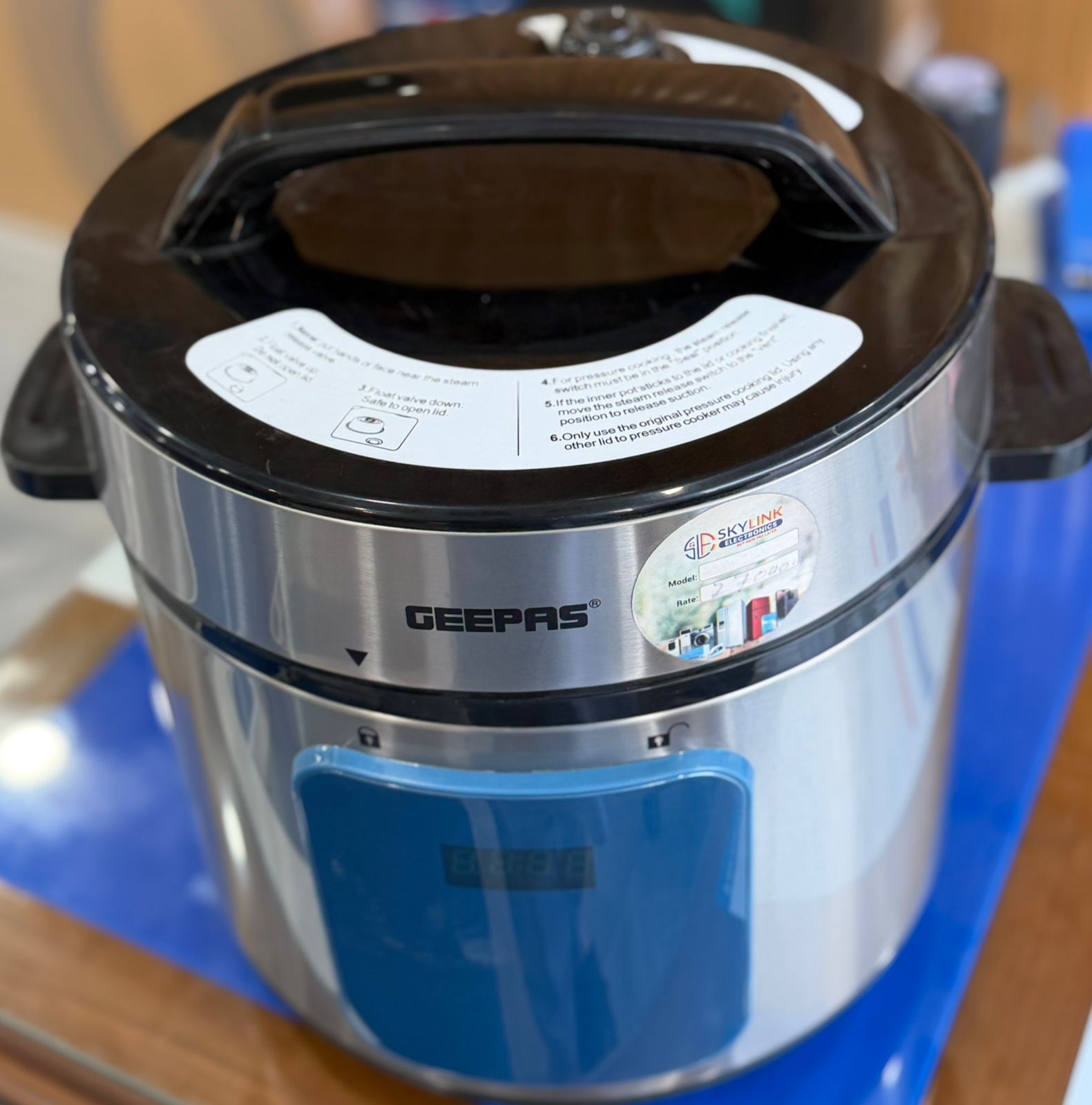 Geepas Electric Rice Cooker – Stainless Steel Multi-Function Cooker
